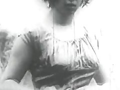 Diễn viên múa tại cỏ